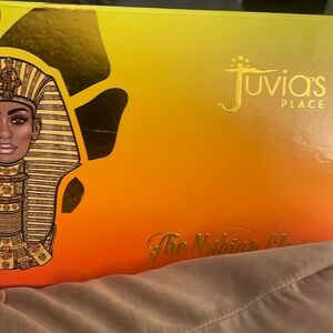Brand new never open Julia’s place set .